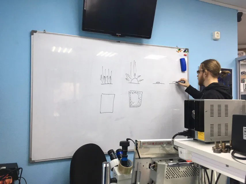 Andrei juotos- ja kannettavien korjauskurssilla, tammikuu 2019